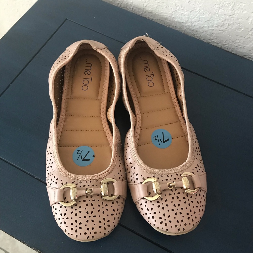 Shoes - Picture 2 of 5